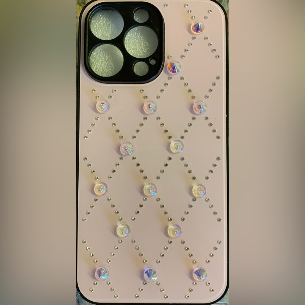 Women case for iPhone 13 Pro. It is ready for use and new owner. Stay bless!